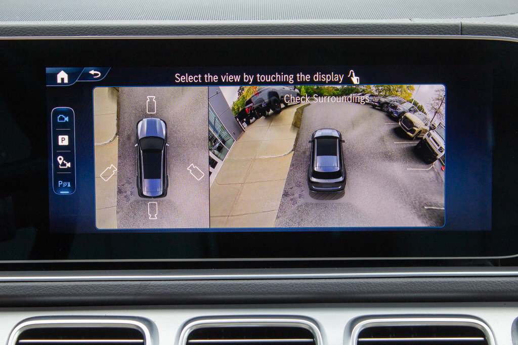 Used 2026 Mercedes-Benz GLS 450 4MATIC image 18