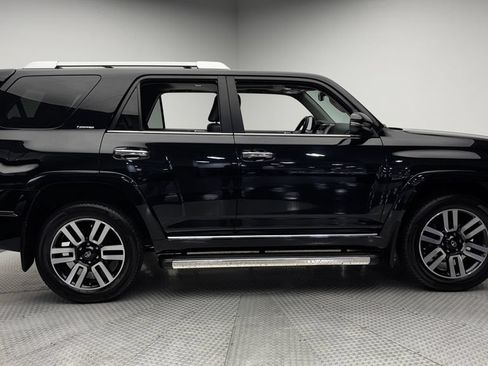Used 2022 Toyota 4Runner Limited AWD/4WD image 40