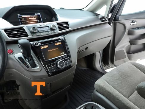 Used 2015 Honda Odyssey EX image 56