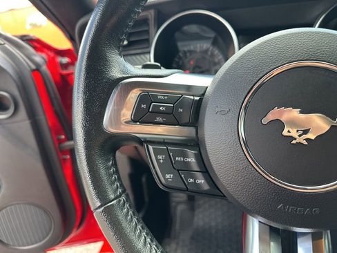 Used 2020 Ford Mustang Convertible image 24