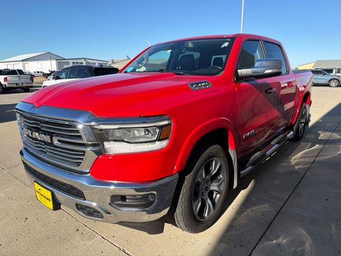 Used 2019 RAM 1500 Laramie AWD/4WD image 4