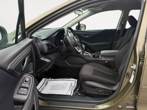 Used 2022 Subaru Outback Premium image 13