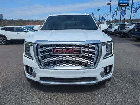 Used 2023 GMC Yukon Denali AWD/4WD image 3