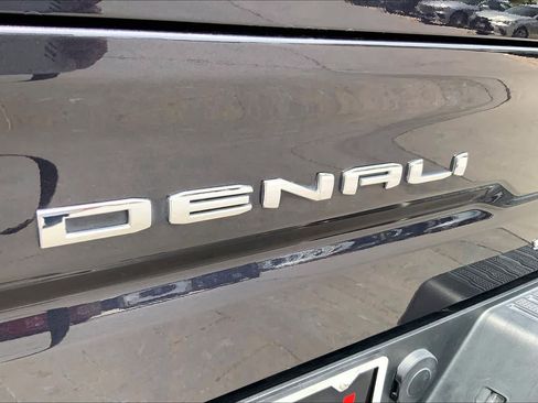 Used 2022 GMC Sierra 1500 Denali AWD/4WD image 10