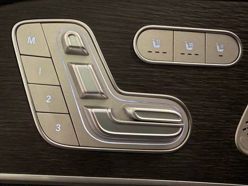 Used 2024 Mercedes-Benz GLE 53 AMG 4MATIC Coupe image 17