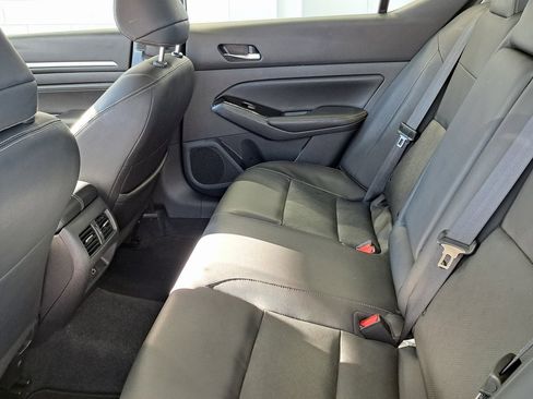 Used 2023 Nissan Altima 2.5 SL image 25