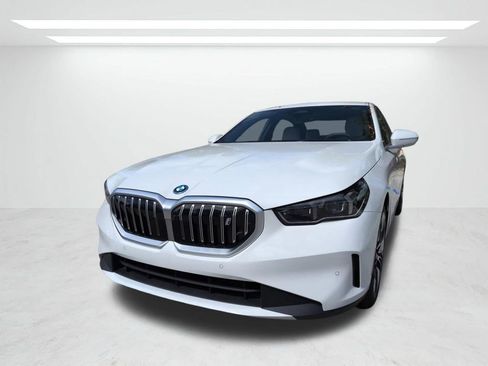 New 2026 BMW i5 eDrive40 image 8