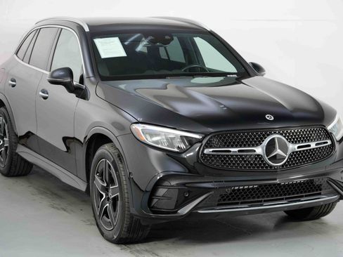 Used 2024 Mercedes-Benz GLC 300 image 59
