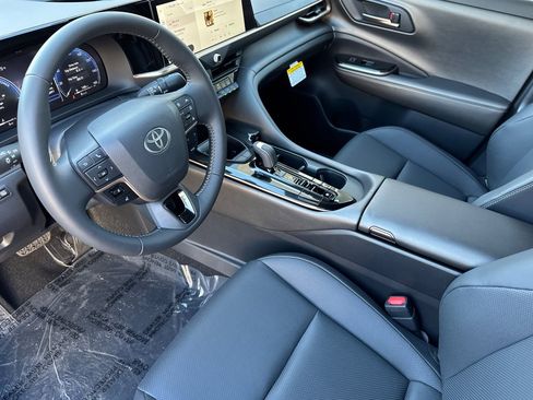 New 2026 Toyota Crown Nightshade image 9