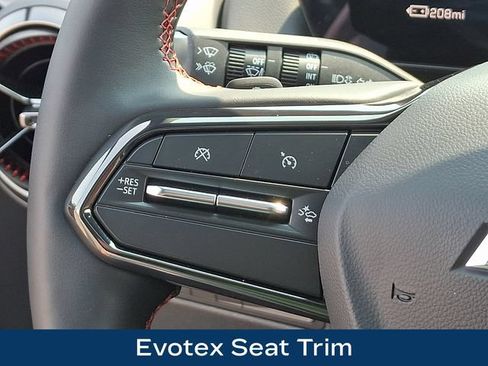 Used 2025 Chevrolet Equinox EV RS AWD/4WD image 7