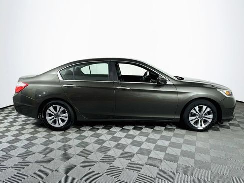 Used 2013 Honda Accord LX image 8