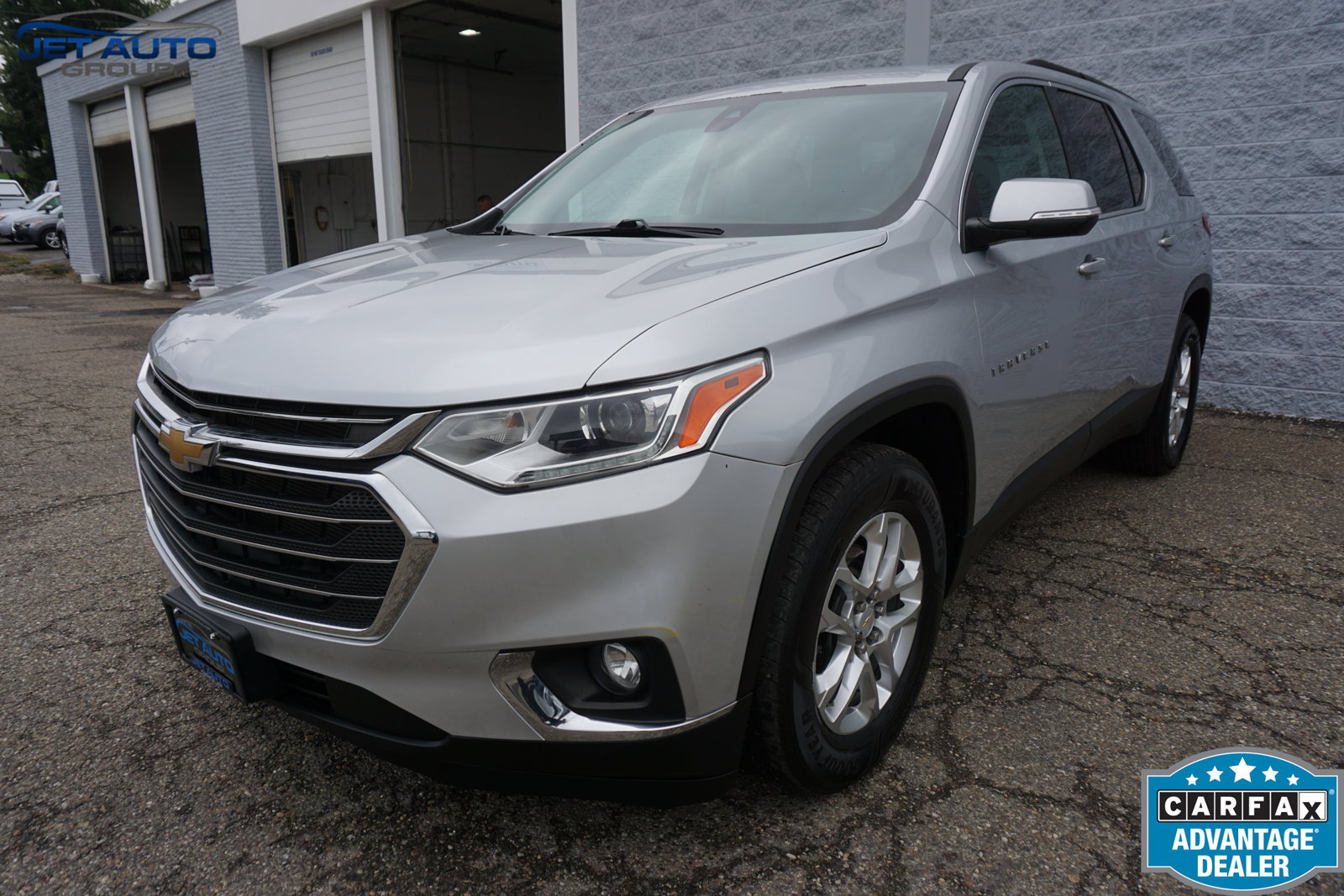 Used 2021 Chevrolet Traverse LT w/ LPO, Floor Liner Package AWD/4WD image 3