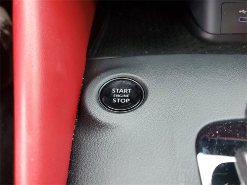 Certified 2025 Nissan Z Performance w/ Floor Mat Package image 22