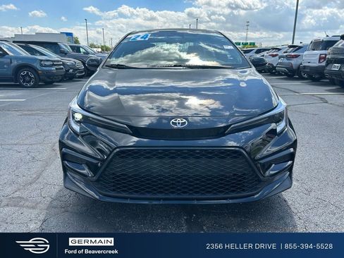 Used 2024 Toyota Corolla XSE FWD image 2