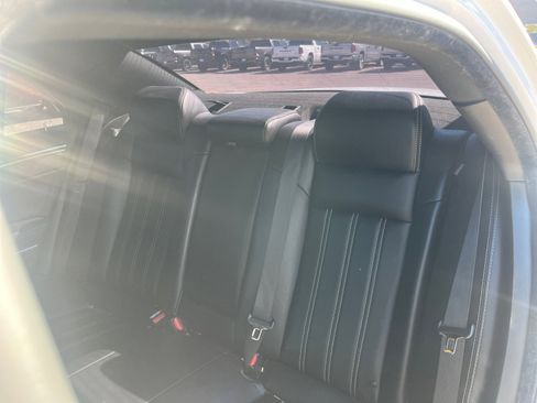 Used 2022 Chrysler 300 S image 17