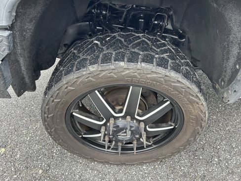 Used 2015 GMC Sierra 3500 SLT w/ Duramax Plus Package AWD/4WD image 11