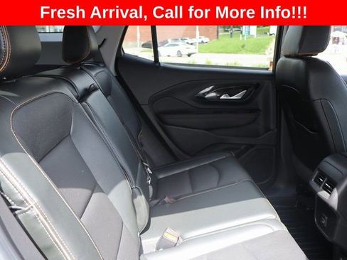 Certified 2022 GMC Terrain AT4 w/ Infotainment Package II AWD/4WD image 11