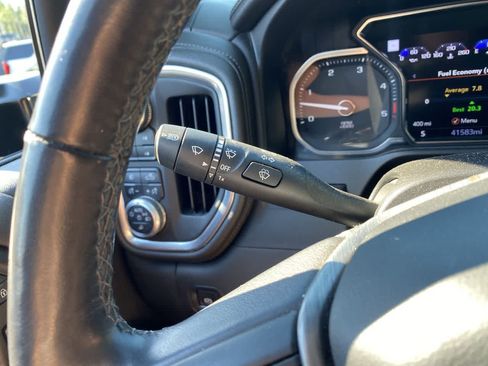 Used 2020 GMC Sierra 2500 Denali w/ Denali Ultimate Package AWD/4WD image 22