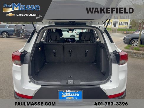 Used 2024 Chevrolet TrailBlazer LT FWD image 11