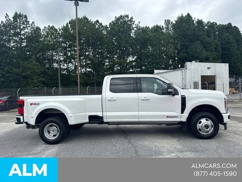 Used 2025 Ford F350 Platinum AWD/4WD image 5