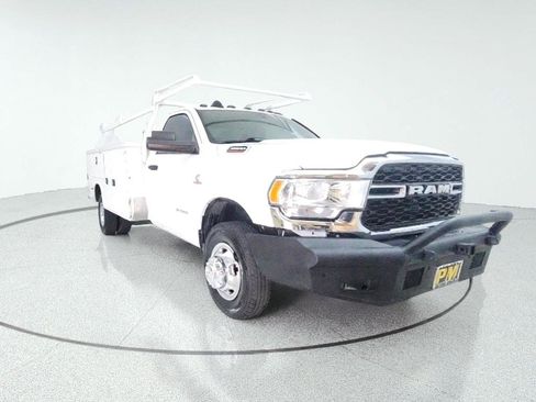 Used 2022 RAM 3500 Tradesman image 2