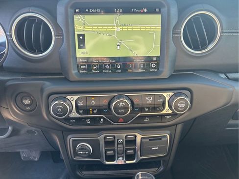 Used 2021 Jeep Gladiator Overland w/ Popular Equipment Package AWD/4WD image 14
