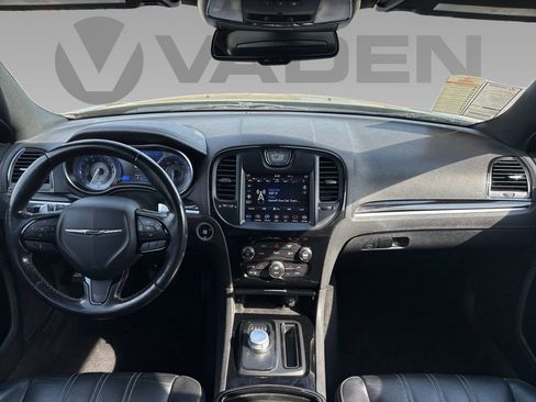 Used 2021 Chrysler 300 S image 2