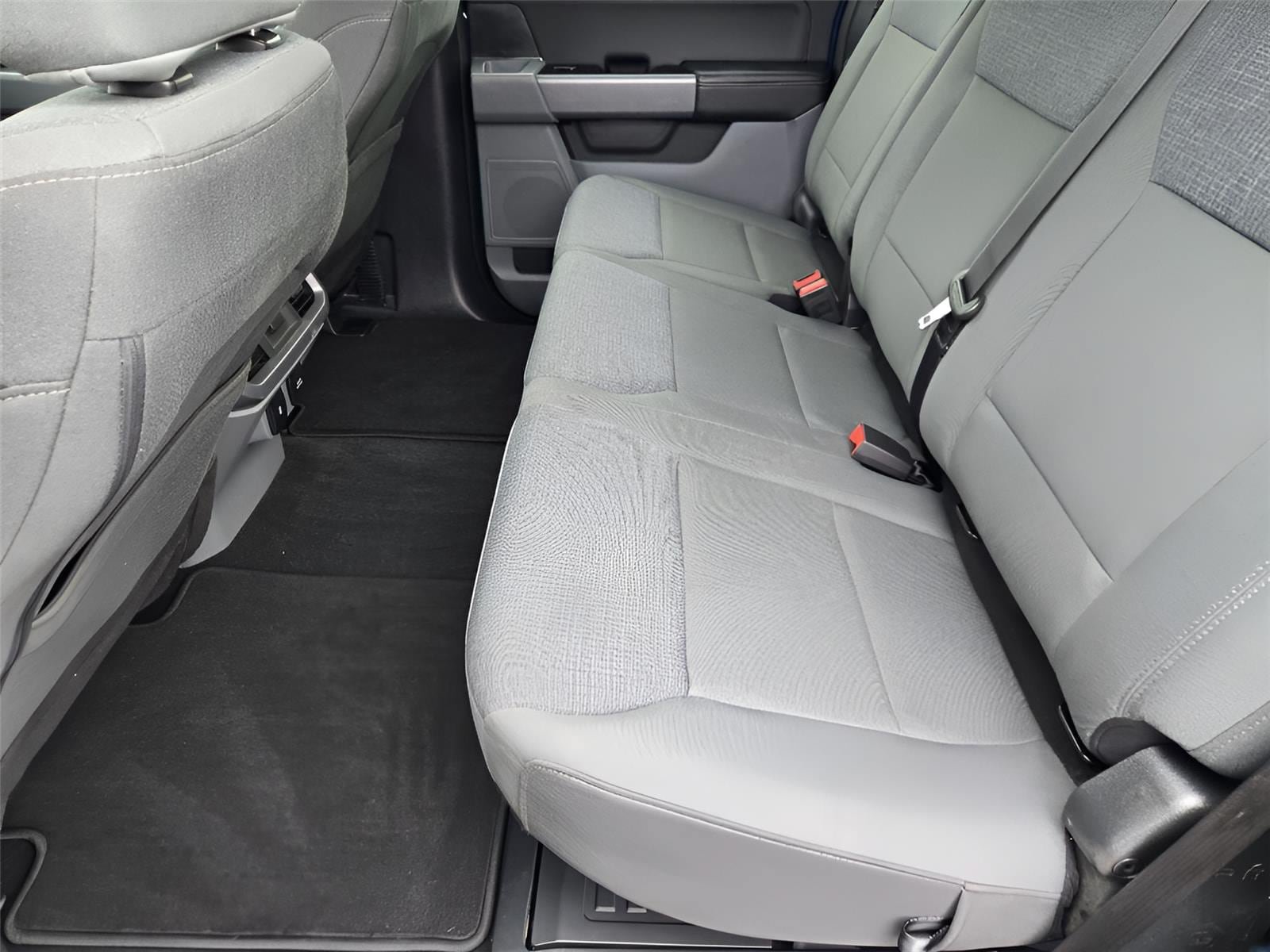 Used 2024 Ford F150 XLT w/ Mobile Office Package RWD image 28