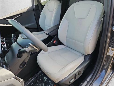 Used 2024 Kia Niro EX Touring FWD image 17