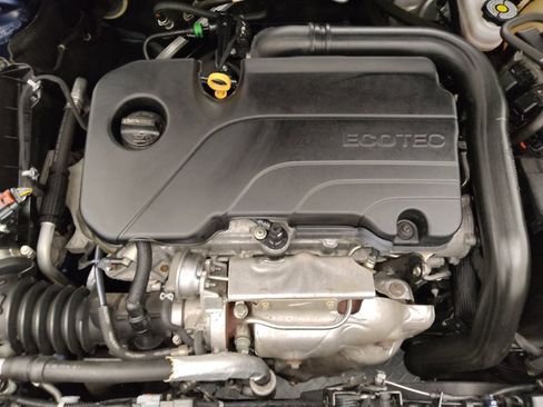 Used 2020 Chevrolet Malibu LT FWD image 30