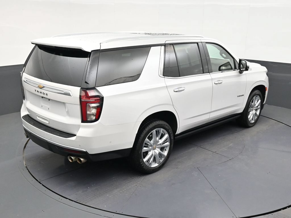 Used 2023 Chevrolet Tahoe High Country w/ Advanced Technology Package RWD image 16