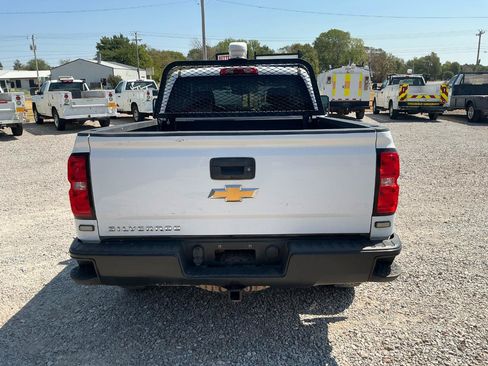 Used 2018 Chevrolet Silverado 1500 W/T AWD/4WD image 5