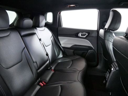 New 2025 Jeep Compass Limited image 27