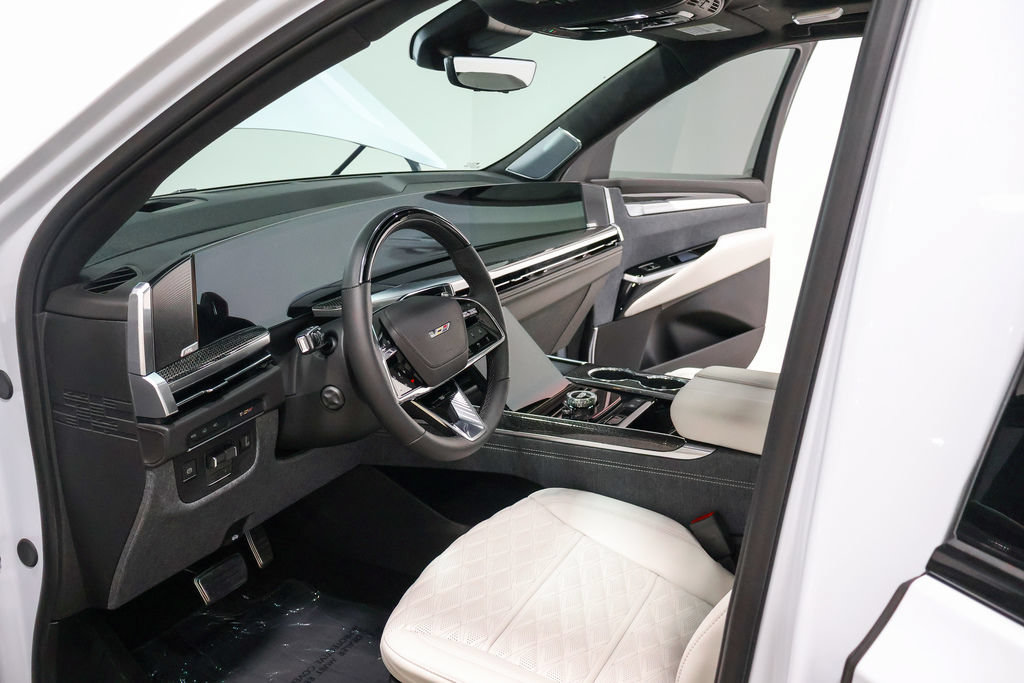 Used 2026 Cadillac Escalade V AWD/4WD image 28