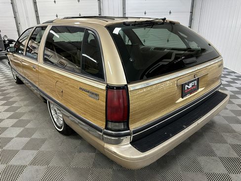 Used 1993 Buick Roadmaster Estate image 10