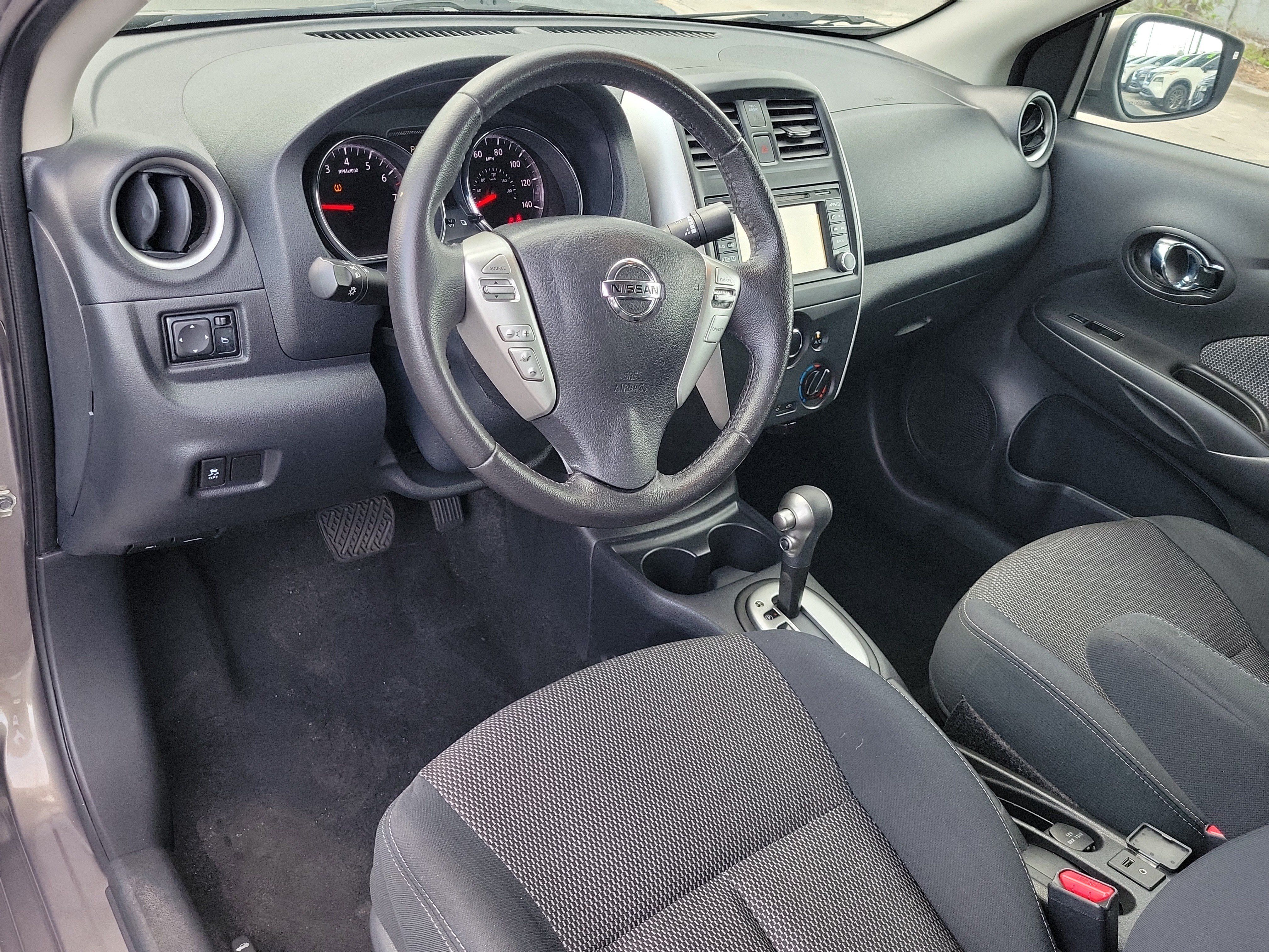 Used 2016 Nissan Versa FWD image 20