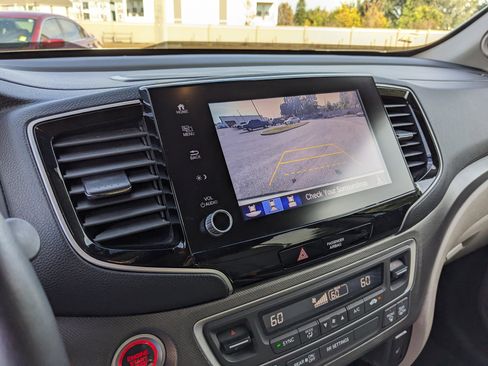 Used 2023 Honda Ridgeline RTL-E image 32