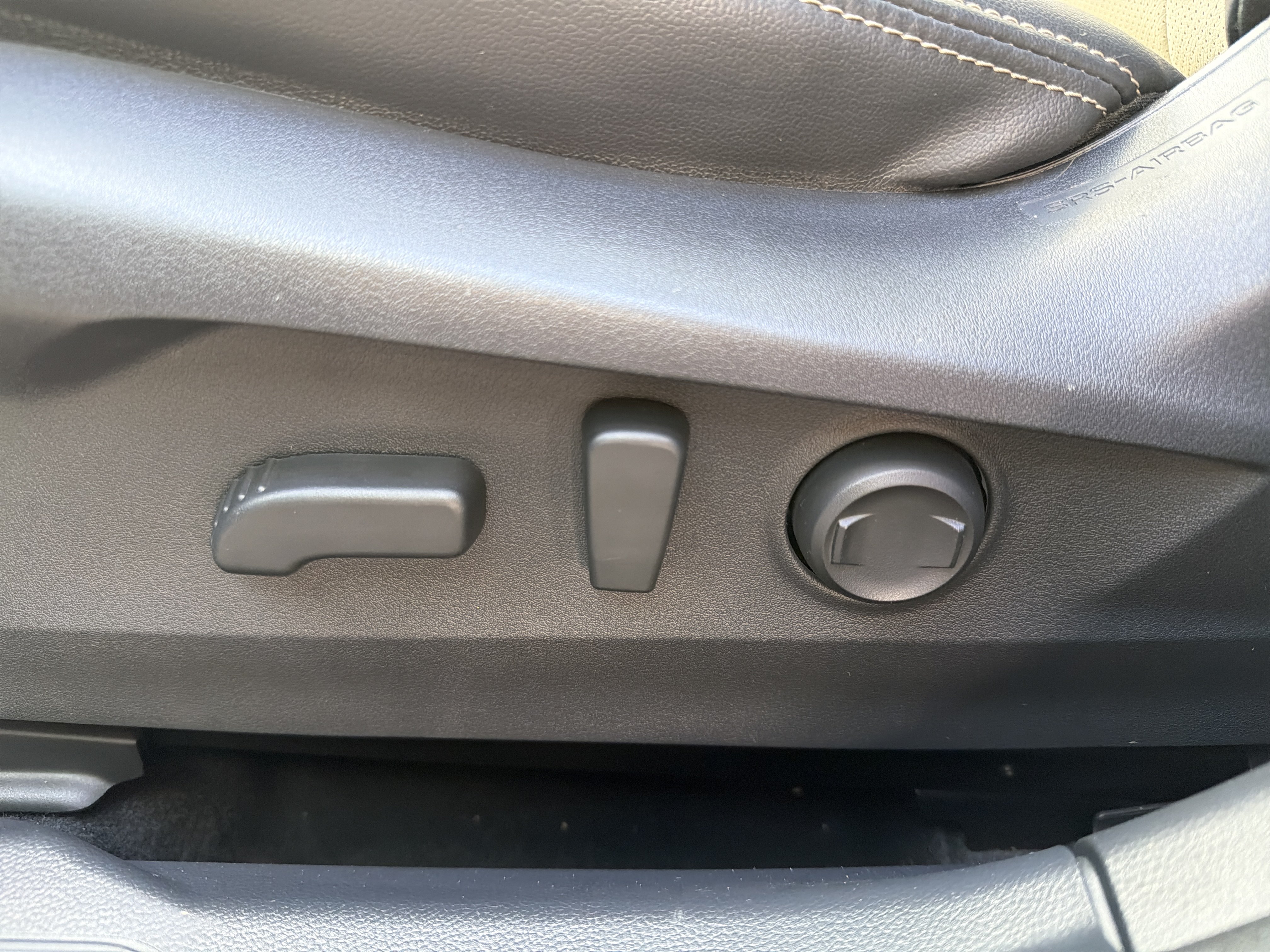 Used 2021 Subaru Outback Limited AWD/4WD image 11