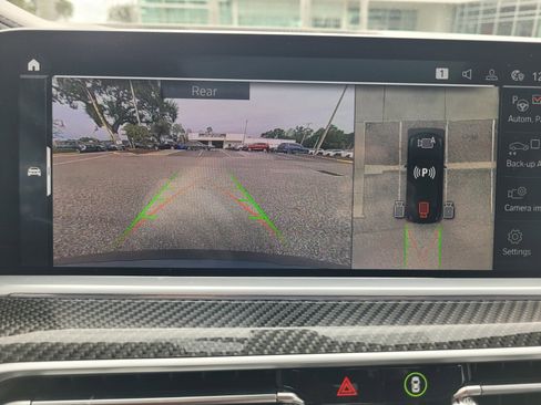 Used 2021 BMW X6 M50i w/ Executive Package image 24