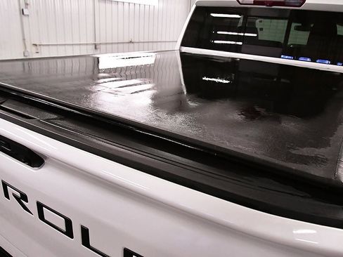 Used 2022 Chevrolet Silverado 2500 LTZ w/ LTZ Plus Package image 15