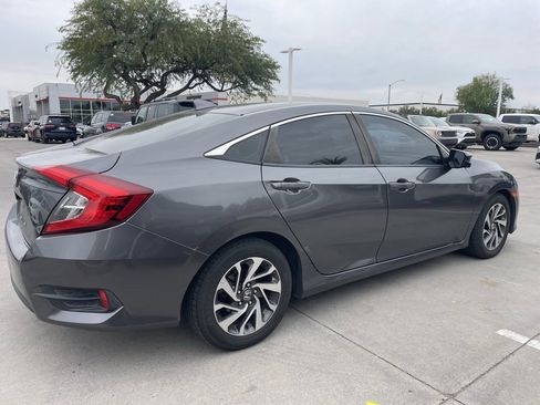 Used 2017 Honda Civic EX image 2