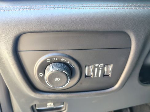 New 2026 Jeep Grand Cherokee Summit AWD/4WD image 31