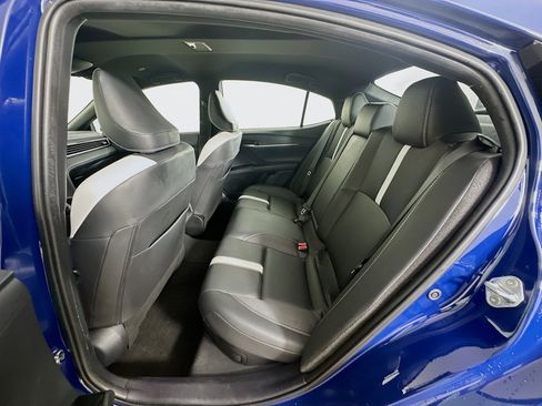 Used 2025 Toyota Camry SE w/ Convenience Package FWD image 26