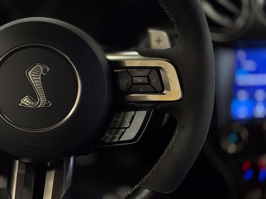 Used 2021 Ford Mustang Shelby GT500 w/ Technology Package RWD image 26