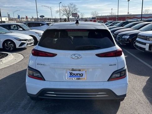 Used 2022 Hyundai Kona SEL image 6