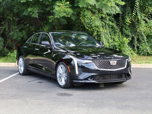 Used 2022 Cadillac CT4 Premium Luxury w/ Climate Package RWD image 9