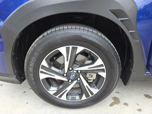 Used 2024 Subaru Crosstrek 2.0i Premium AWD/4WD image 11