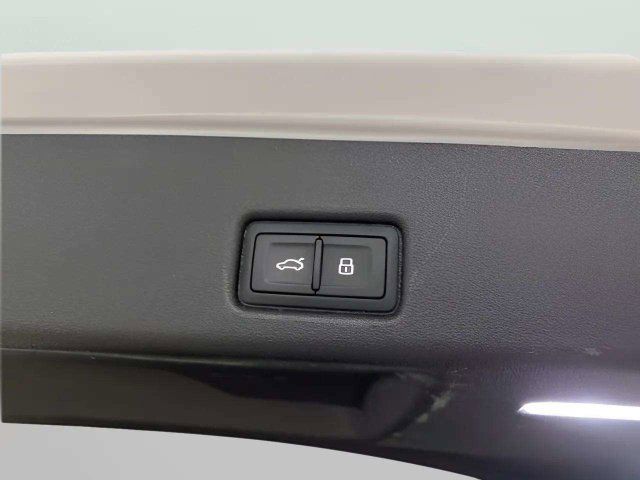 Used 2025 Audi Q5 Premium Plus AWD/4WD image 10