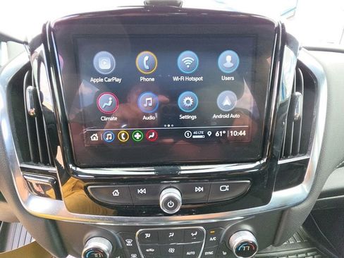 Used 2023 Chevrolet Traverse LT AWD/4WD image 15