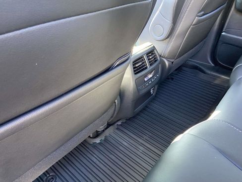 Certified 2022 Honda Pilot Special Edition image 9